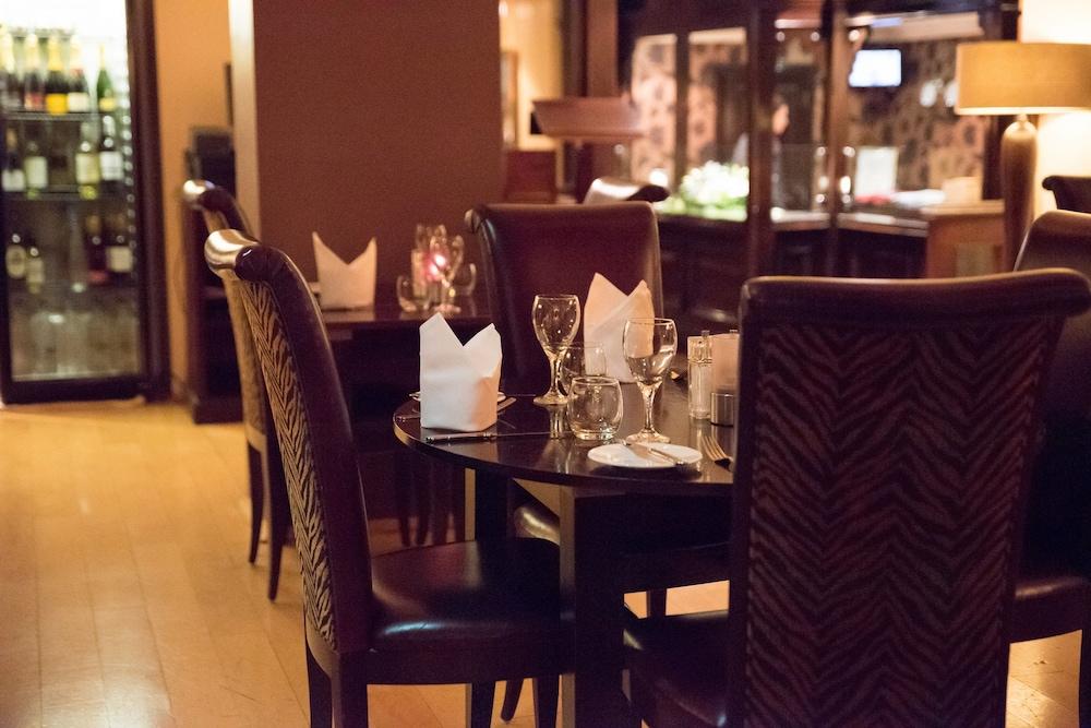 The Bull Hotel; Sure Hotel Collection By Best Western Peterborough Ngoại thất bức ảnh