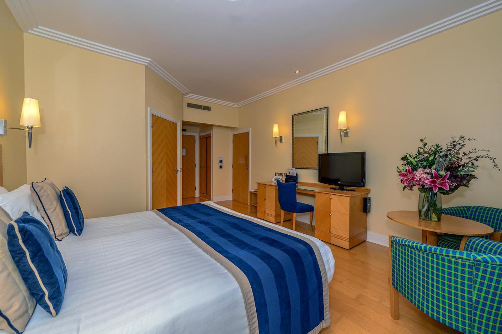 The Bull Hotel; Sure Hotel Collection By Best Western Peterborough Phòng bức ảnh