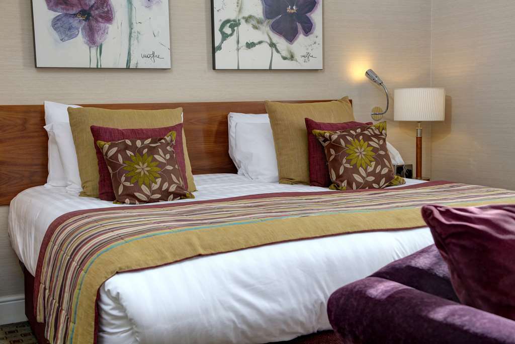The Bull Hotel; Sure Hotel Collection By Best Western Peterborough Phòng bức ảnh